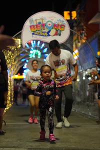 BIB: 371, 50573
                            <button type="button" onclick="openModal(21830989)" class="btn btn-primary btn-sm float-right btn-popup" data-toggle="modal" data-target=".modal-high-quality">
                        <i class="fas fa-shopping-cart"></i> Add to Cart
                    </button>
                                            <button type="button" onclick="isThisMe(21830989, true)" class="btn btn-success btn-sm float-right btn-popup btn-isme hidden" data-toggle="tooltip" data-placement="bottom" title="นี่คือรูปของคุณใช่ไหม คลิกที่นี่เพื่อเอาเข้าอัลบั้ม">
                        <i class="fas fa-plus"></i> Add to album
                    </button>
                    <button type="button" onclick="isThisMe(21830989, false)" class="btn btn-warning btn-sm float-right btn-popup btn-isnotme hidden">
                        <i class="fas fa-ban"></i> Remove from album
                    </button>